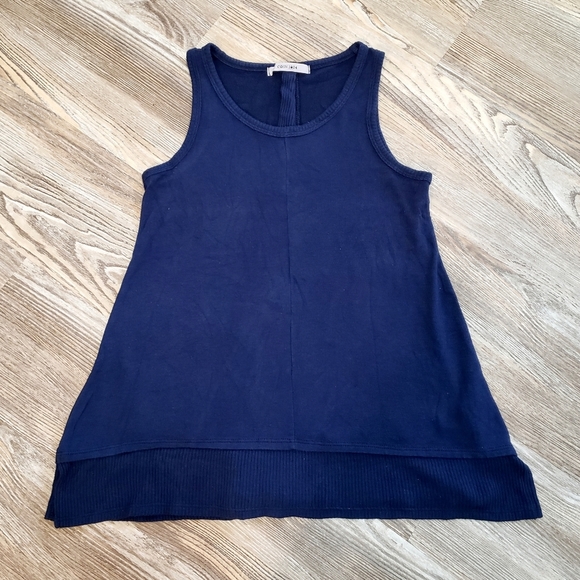Coin 1804 M Sleeveless Knit Tank Top Navy Button Back Detail Relaxed Fit Stretch - Picture 9 of 10